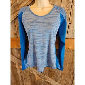 Athleta M heathered blue long sleeve performance top thumb holes running active